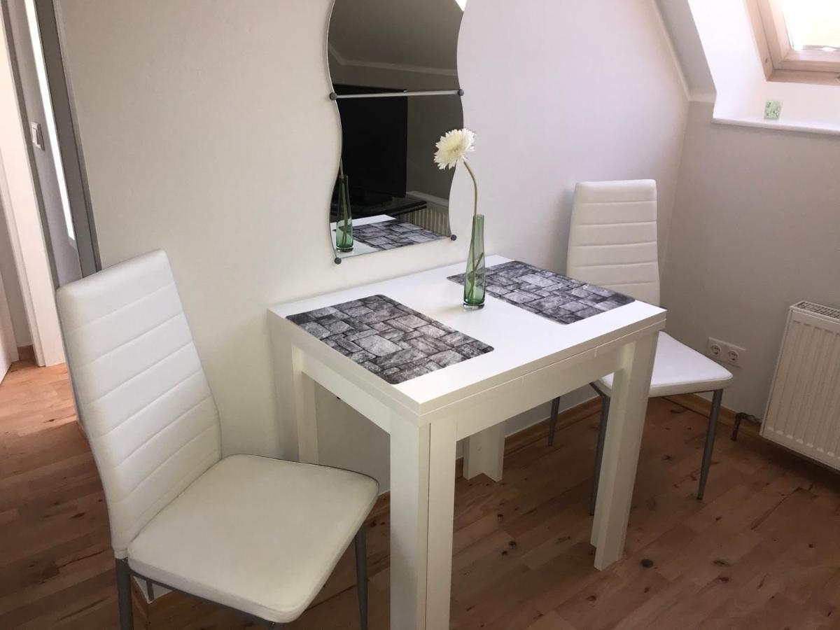 Le Casa De Jeune Düsseldorf Buitenkant foto