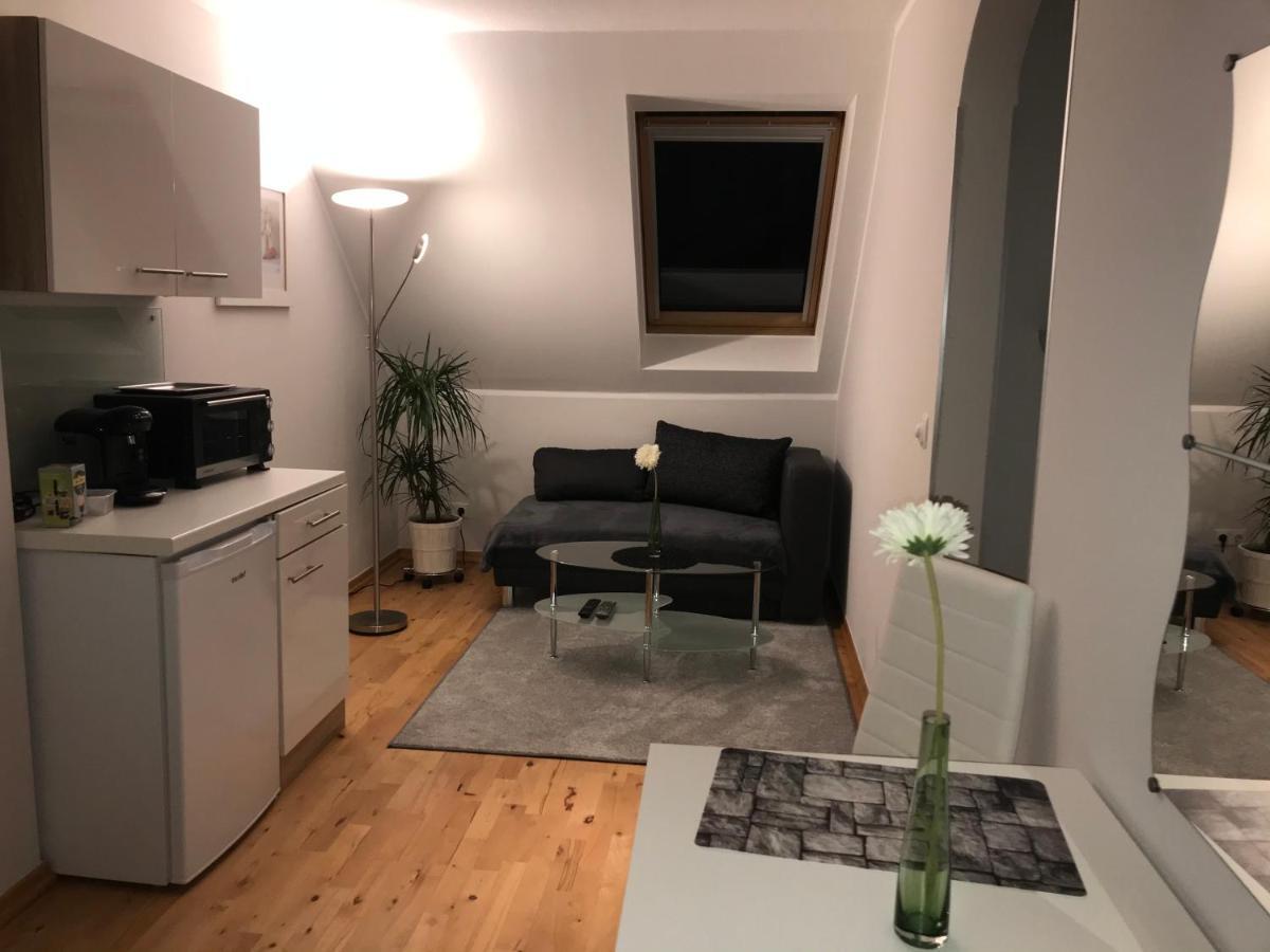Le Casa De Jeune Düsseldorf Buitenkant foto